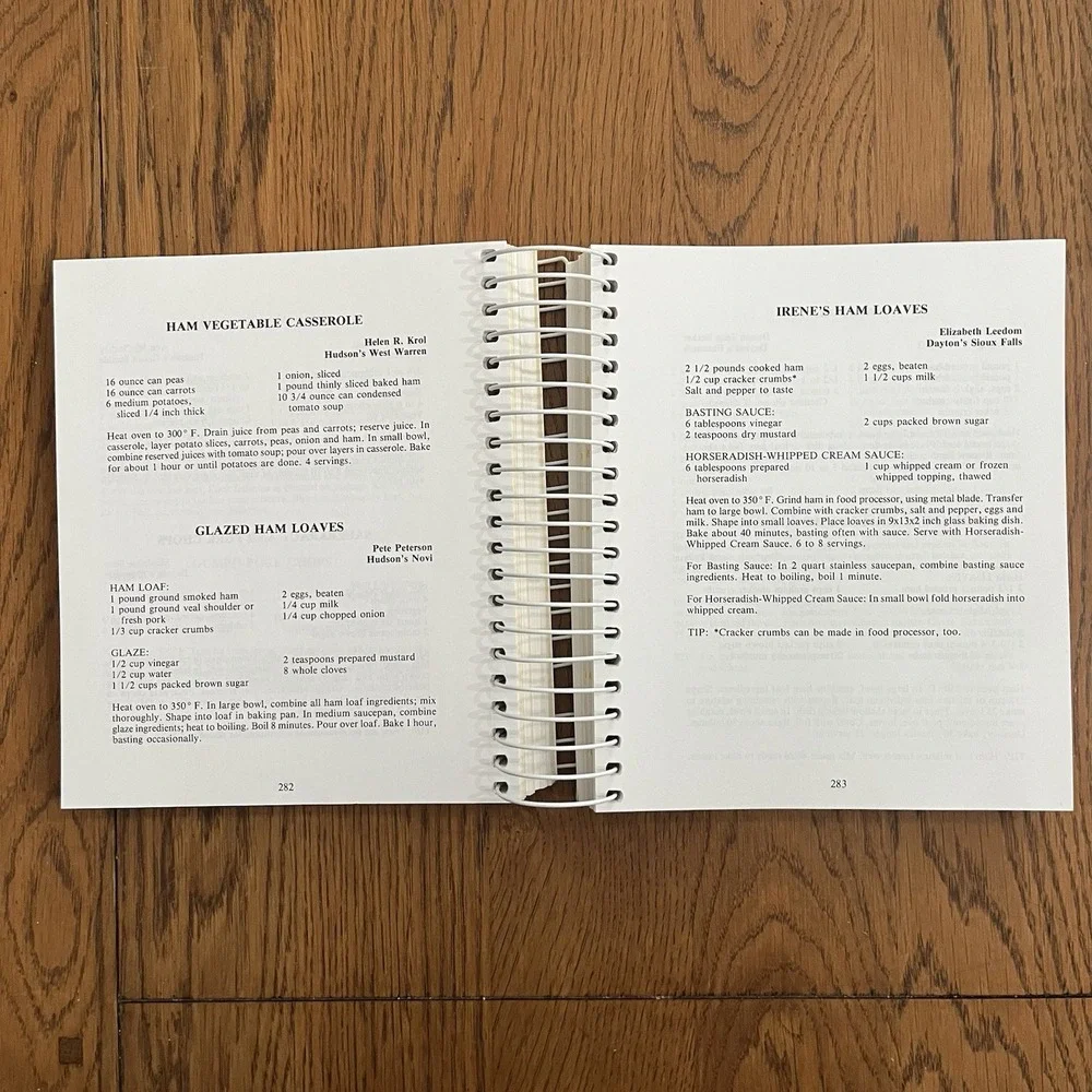 New & Improved 2nd Edition Pot-Luck For 33,000 Hudson's Dayton 1993 Cookbook